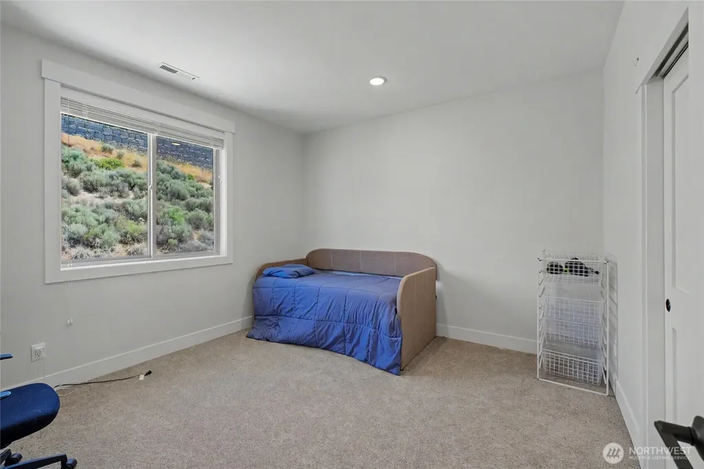 2963 N Breckenridge Drive East Wenatchee WA 98802