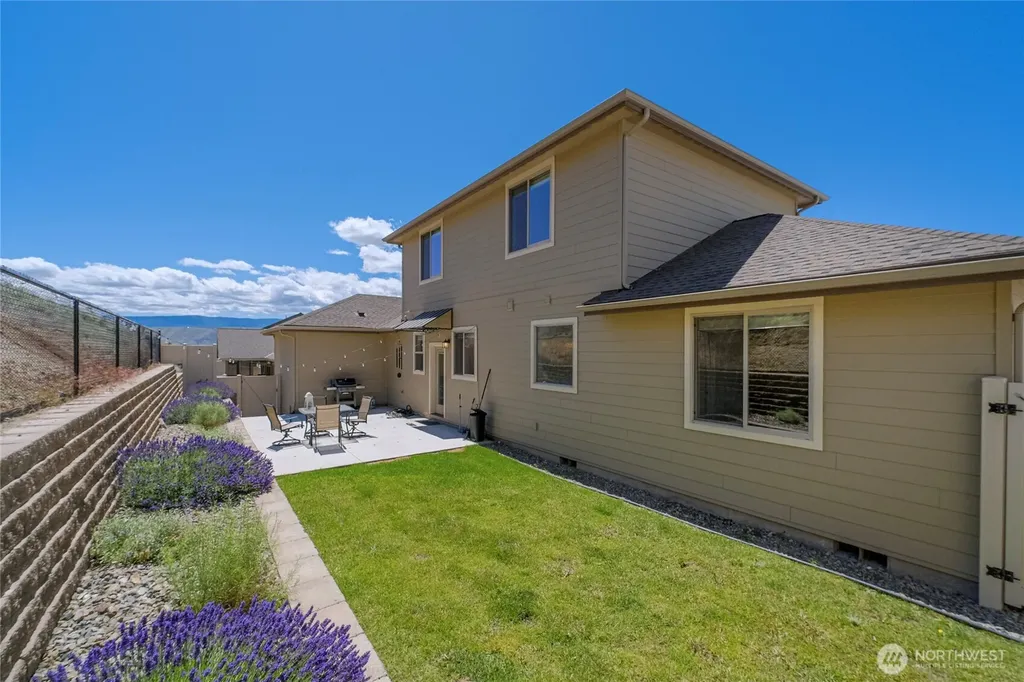 2963 N Breckenridge Drive East Wenatchee WA 98802