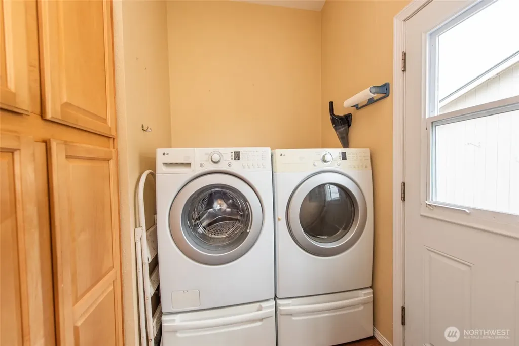 63 E Nelson Road Sequim WA 98382