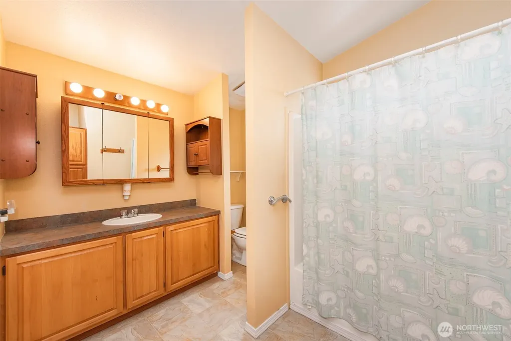 63 E Nelson Road Sequim WA 98382