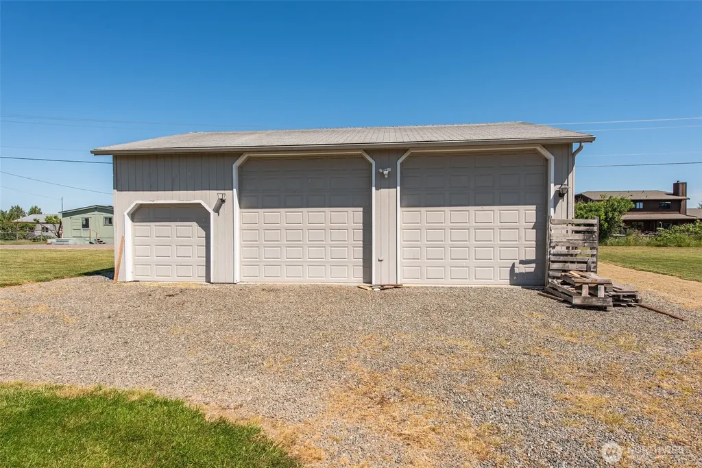 63 E Nelson Road Sequim WA 98382