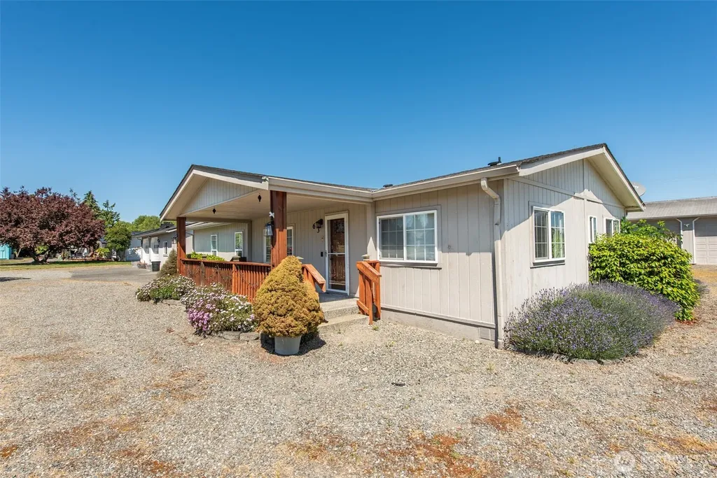63 E Nelson Road Sequim WA 98382