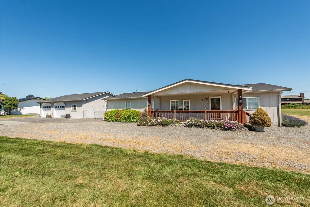 63 E Nelson Road Sequim WA 98382