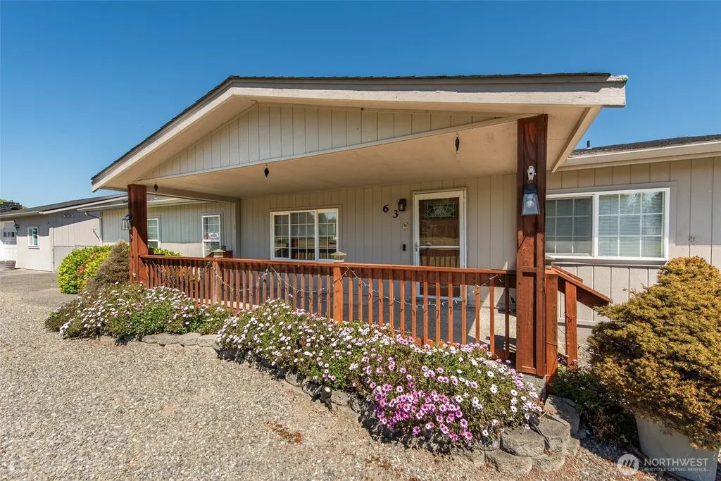 63 E Nelson Road Sequim WA 98382