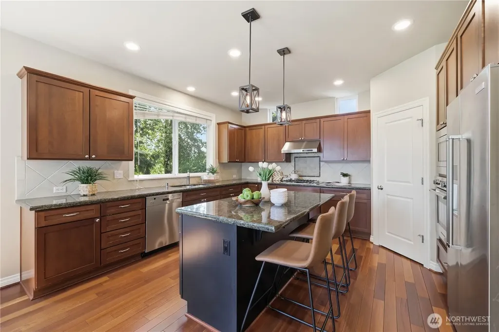 6929 Pinehurst Avenue SE Snoqualmie WA 98065
