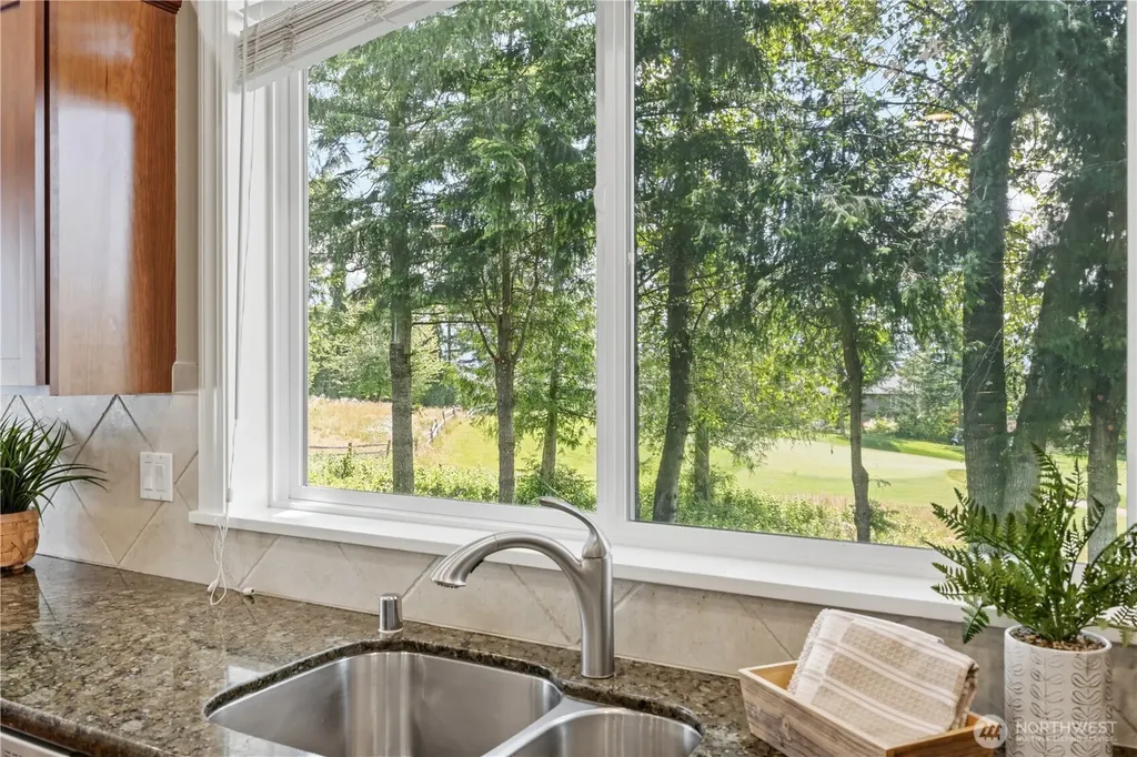 6929 Pinehurst Avenue SE Snoqualmie WA 98065