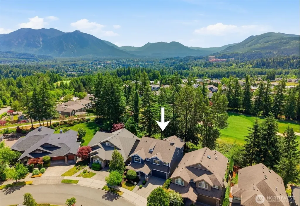 6929 Pinehurst Avenue SE Snoqualmie WA 98065