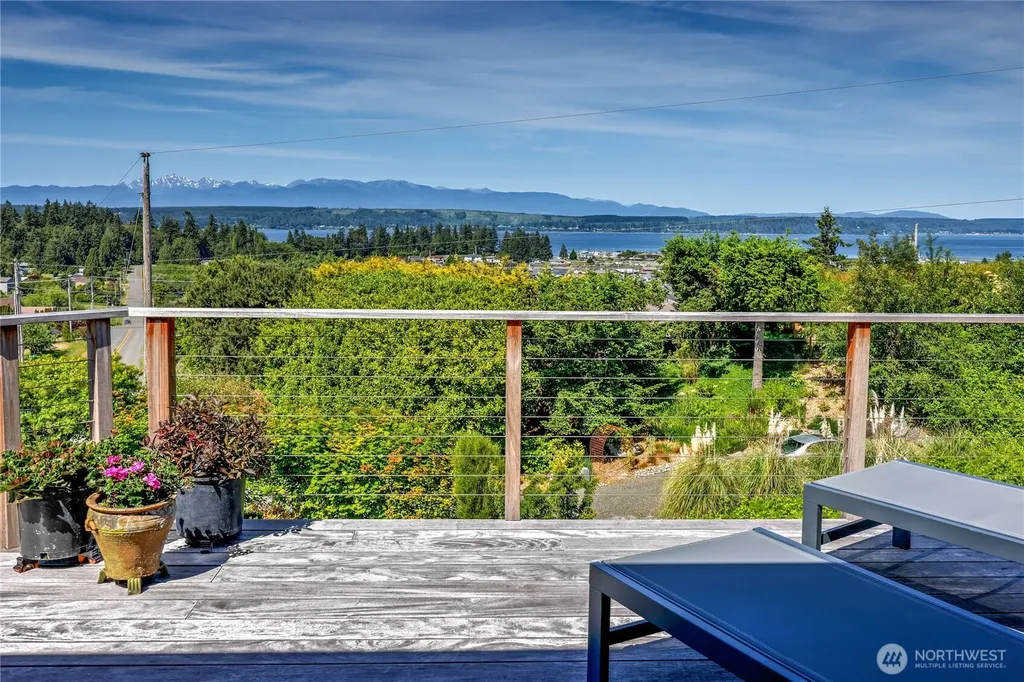 37709 Olympic View Rd NE Hansville WA 98340