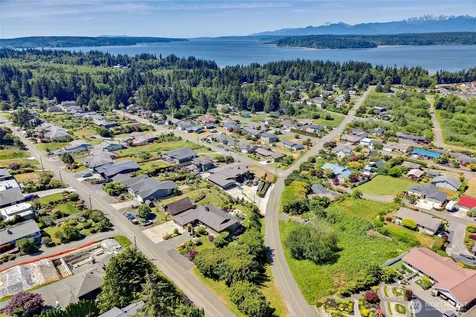 37709 Olympic View Rd NE Hansville WA 98340