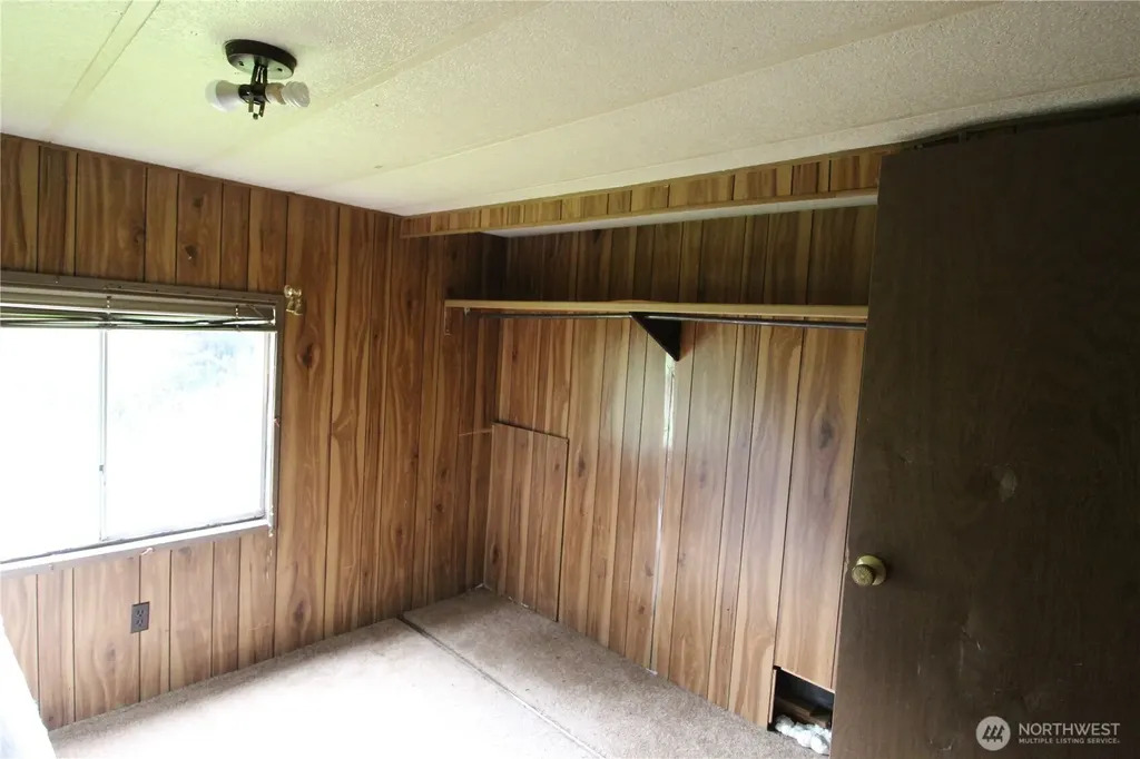 124 Mckay Randle WA 98377