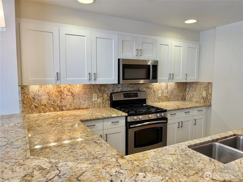 320 Washington Avenue Bremerton WA 98337
