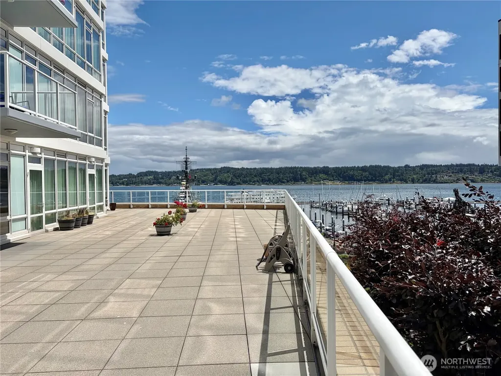320 Washington Avenue Bremerton WA 98337