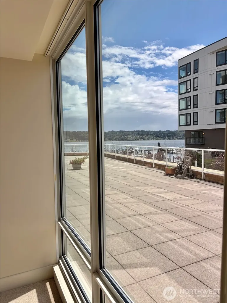 320 Washington Avenue Bremerton WA 98337