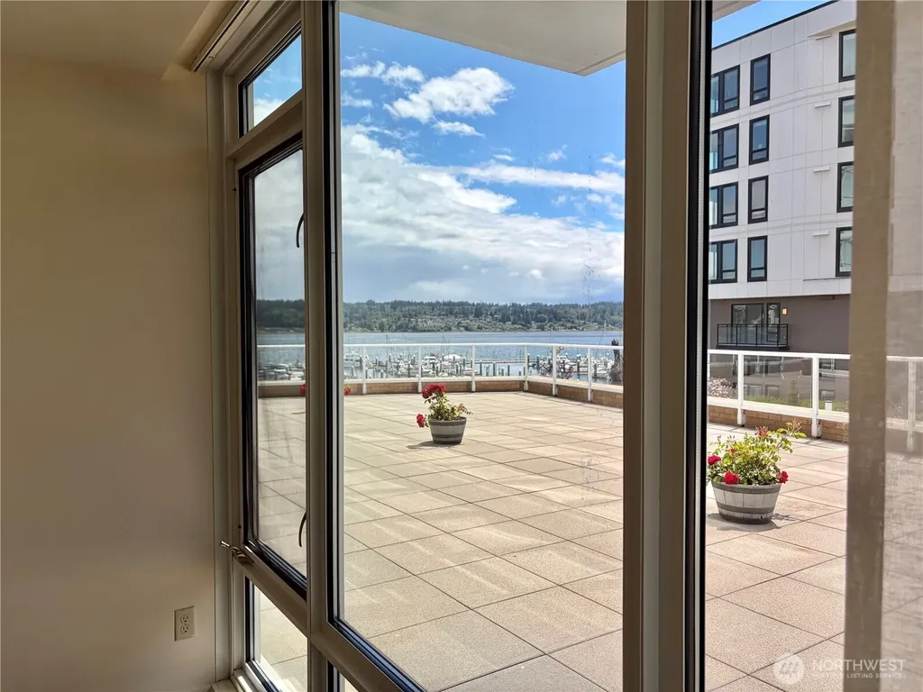 320 Washington Avenue Bremerton WA 98337