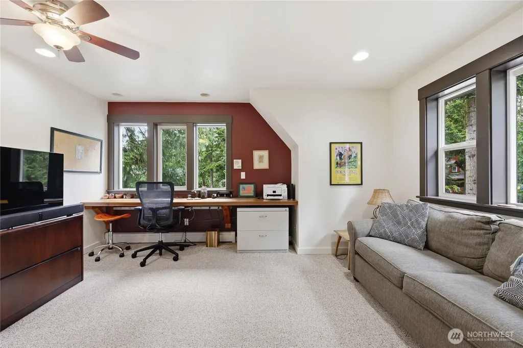 4642 Willamette Street Port Townsend WA 98368