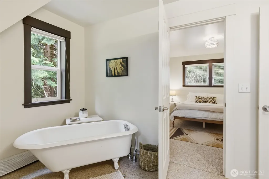 4642 Willamette Street Port Townsend WA 98368