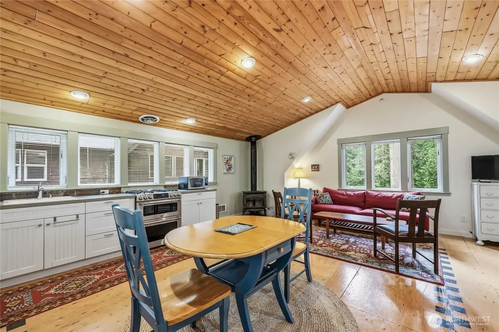 4642 Willamette Street Port Townsend WA 98368