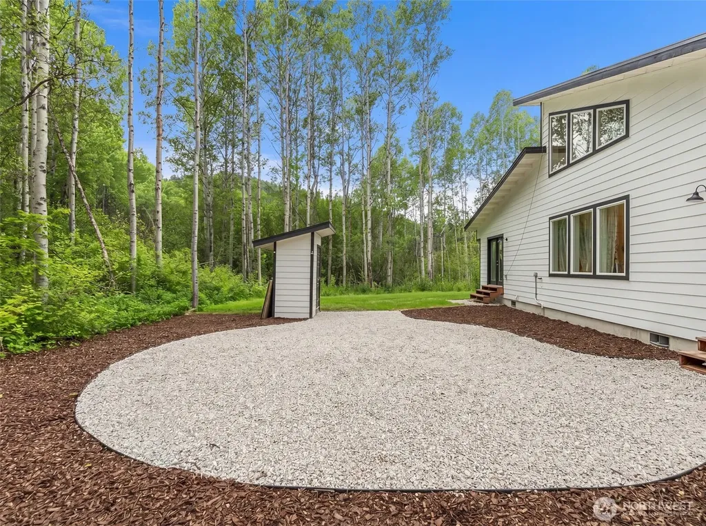 60 Cowboy Lane Leavenworth WA 98826
