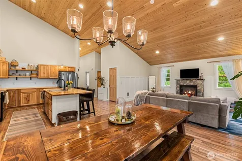 60 Cowboy Lane Leavenworth WA 98826