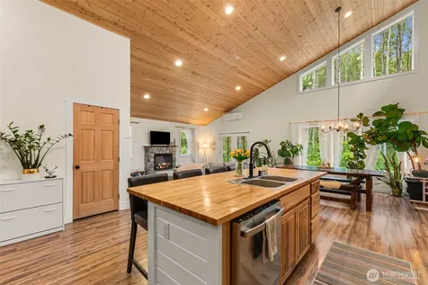 60 Cowboy Lane Leavenworth WA 98826