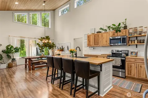 60 Cowboy Lane Leavenworth WA 98826