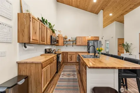 60 Cowboy Lane Leavenworth WA 98826