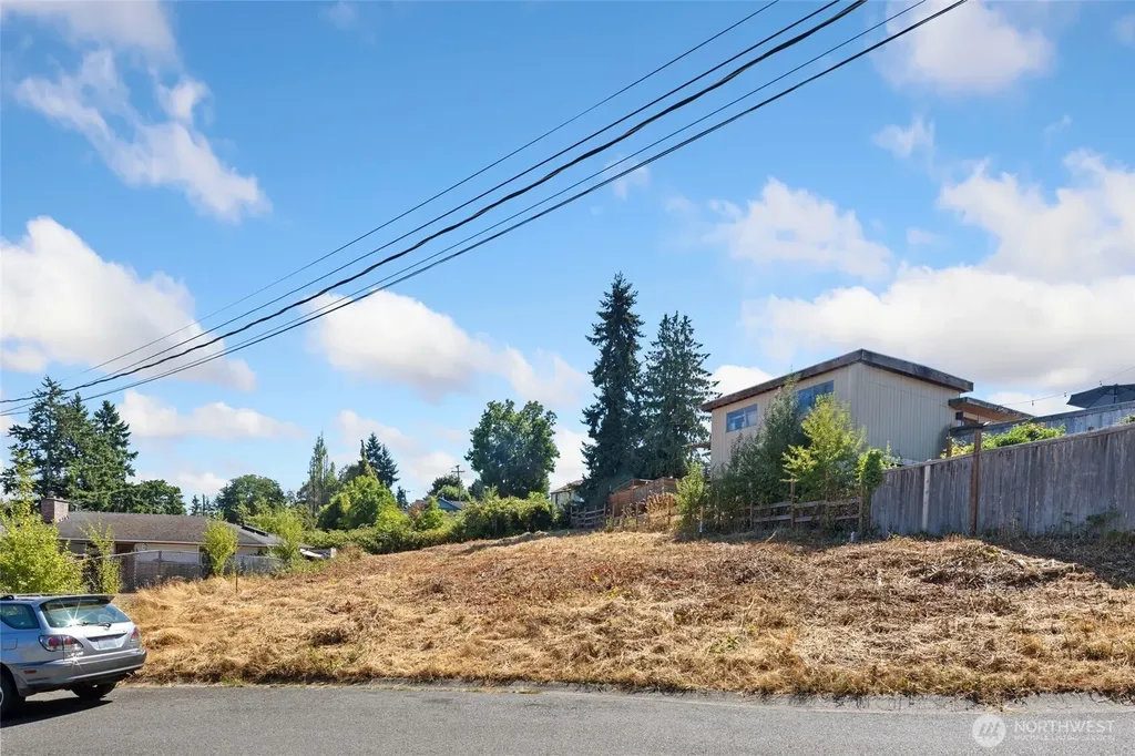 0 S 125th Place Burien WA 98168