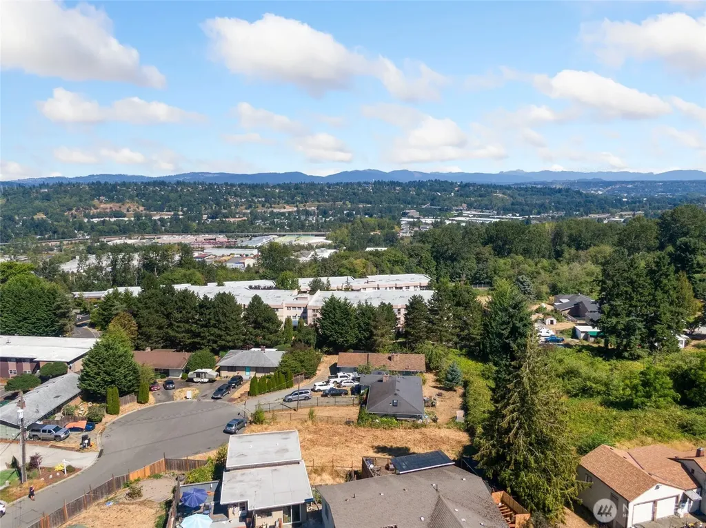 0 S 125th Place Burien WA 98168