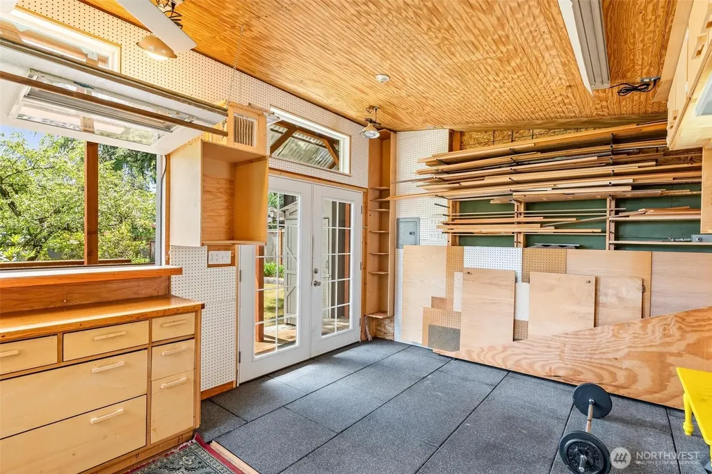 17529 93rd Avenue NE Bothell WA 98011