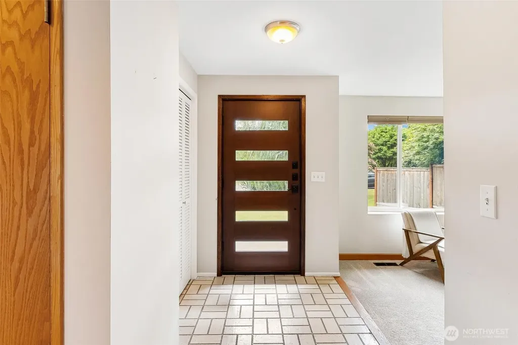 17529 93rd Avenue NE Bothell WA 98011