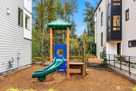 14892 NE 2nd Court Bellevue WA 98007
