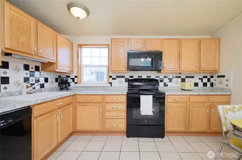 105 E Patrick Avenue Kittitas WA 98934