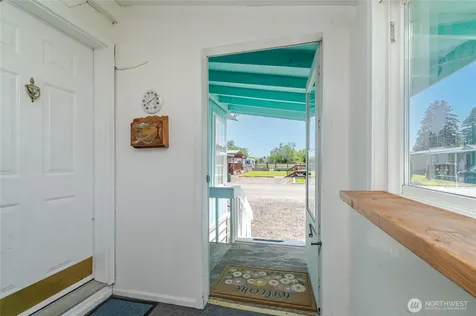 105 E Patrick Avenue Kittitas WA 98934