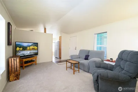 105 E Patrick Avenue Kittitas WA 98934