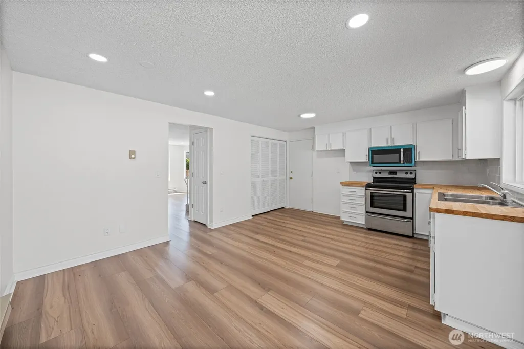 4608 SW 319th Place Federal Way WA 98023