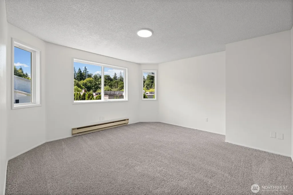 4608 SW 319th Place Federal Way WA 98023