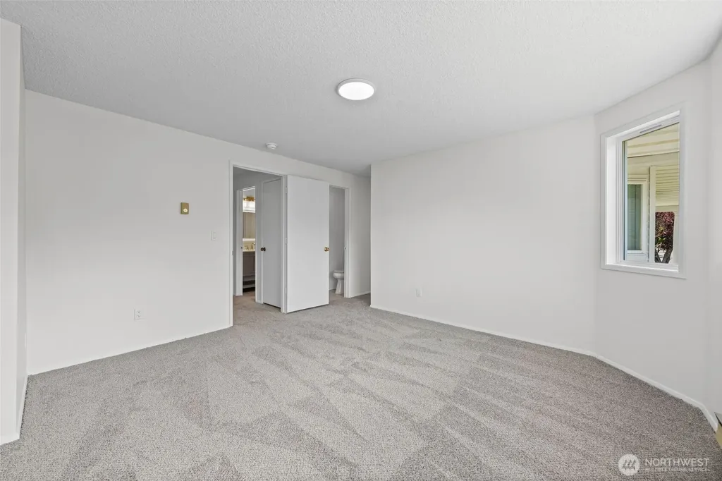 4608 SW 319th Place Federal Way WA 98023
