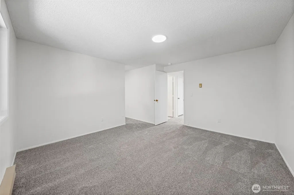4608 SW 319th Place Federal Way WA 98023
