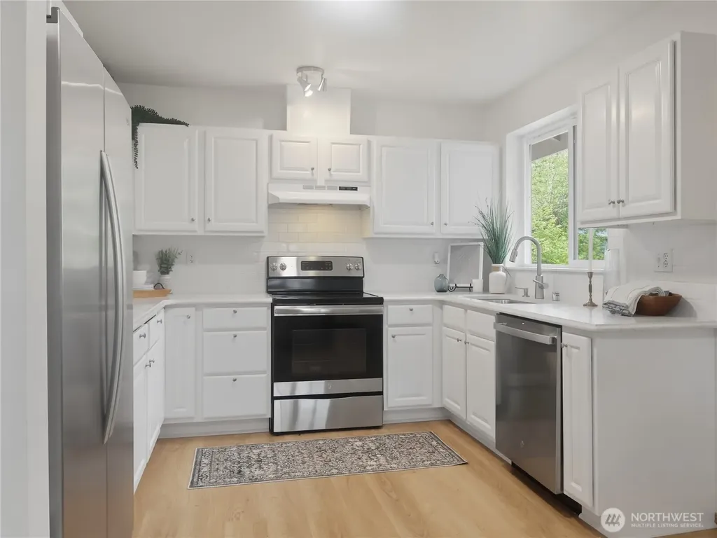 165 N Narwhal Loop NW Ocean Shores WA 98569