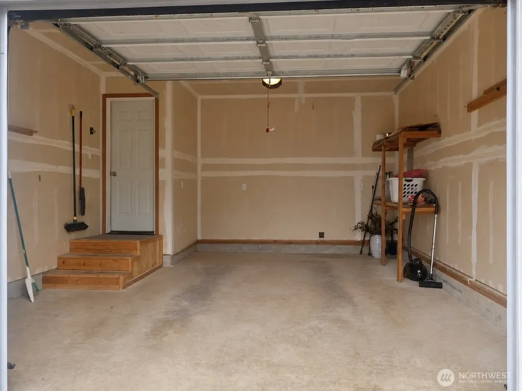 165 N Narwhal Loop NW Ocean Shores WA 98569