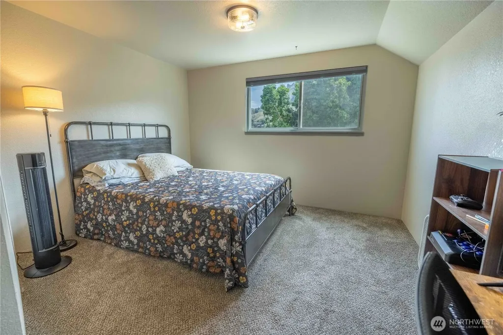 712 Lambert Street Wenatchee WA 98801
