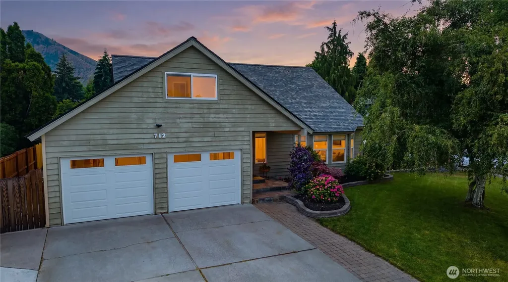 712 Lambert Street Wenatchee WA 98801