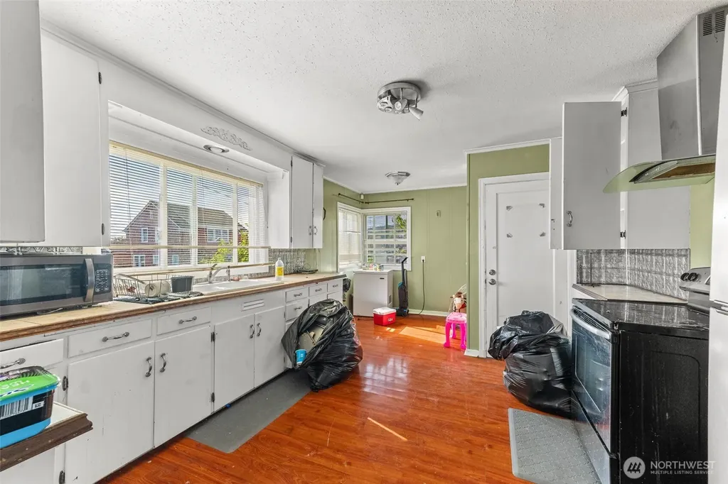 422 W 3rd Street Aberdeen WA 98520