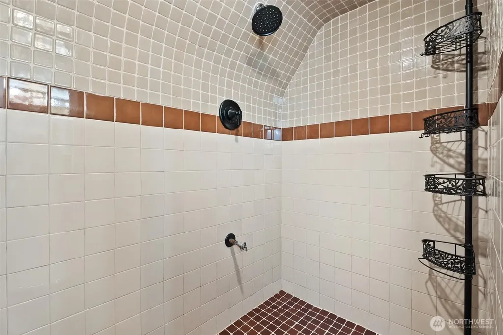 8724 16th Avenue SW Seattle WA 98106