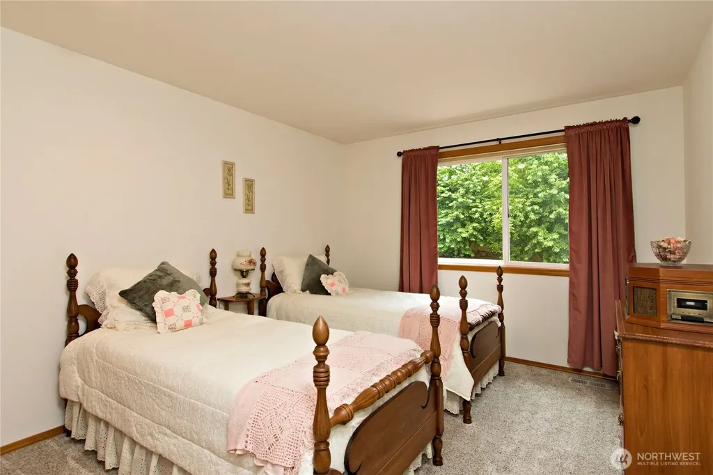 22424 243rd Place SE Maple Valley WA 98038