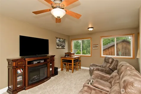 22424 243rd Place SE Maple Valley WA 98038