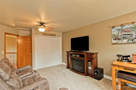 22424 243rd Place SE Maple Valley WA 98038