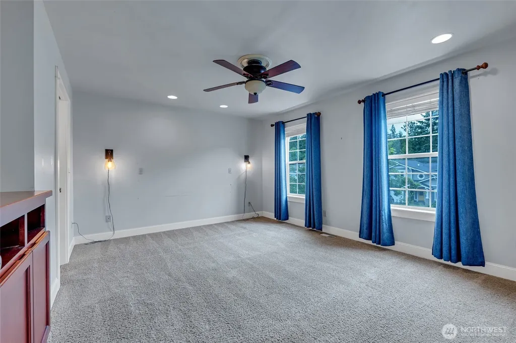 7796 Beardsley Avenue Gig Harbor WA 98335
