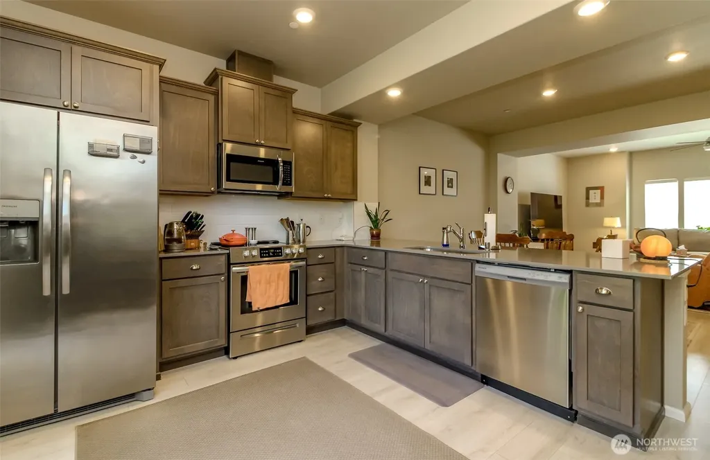 17531 110th Avenue E Puyallup WA 98374