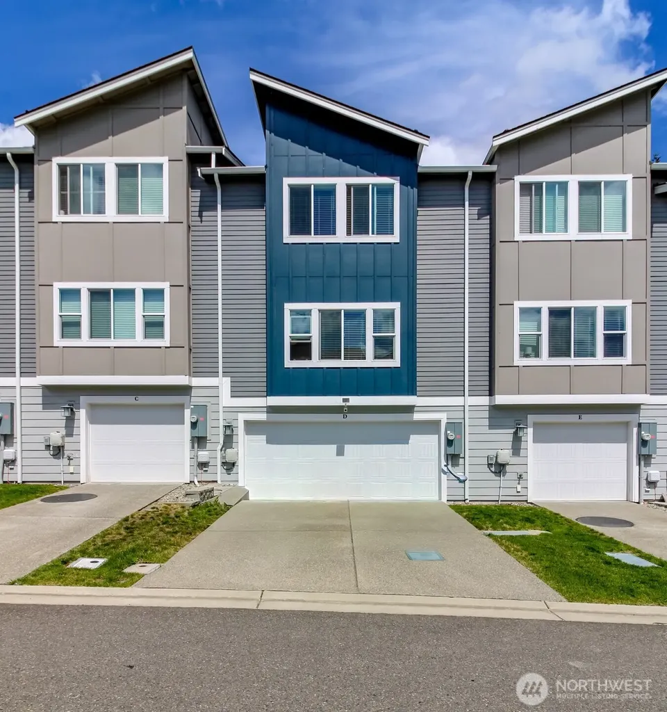 17531 110th Avenue E Puyallup WA 98374